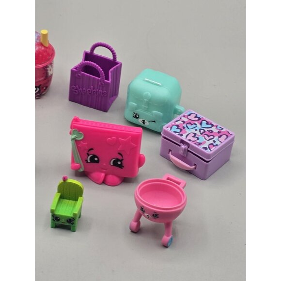 Shopkins 22 Pc Assorted Toy Lot - Picture 6 of 8